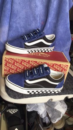Vans old Skool V sneakers size men 6.5 or women 8