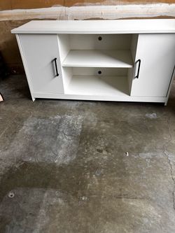 White TV Stand / Entertainment Center – Big Lots