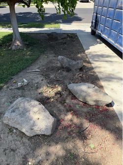 Landscaping rocks/boulders
