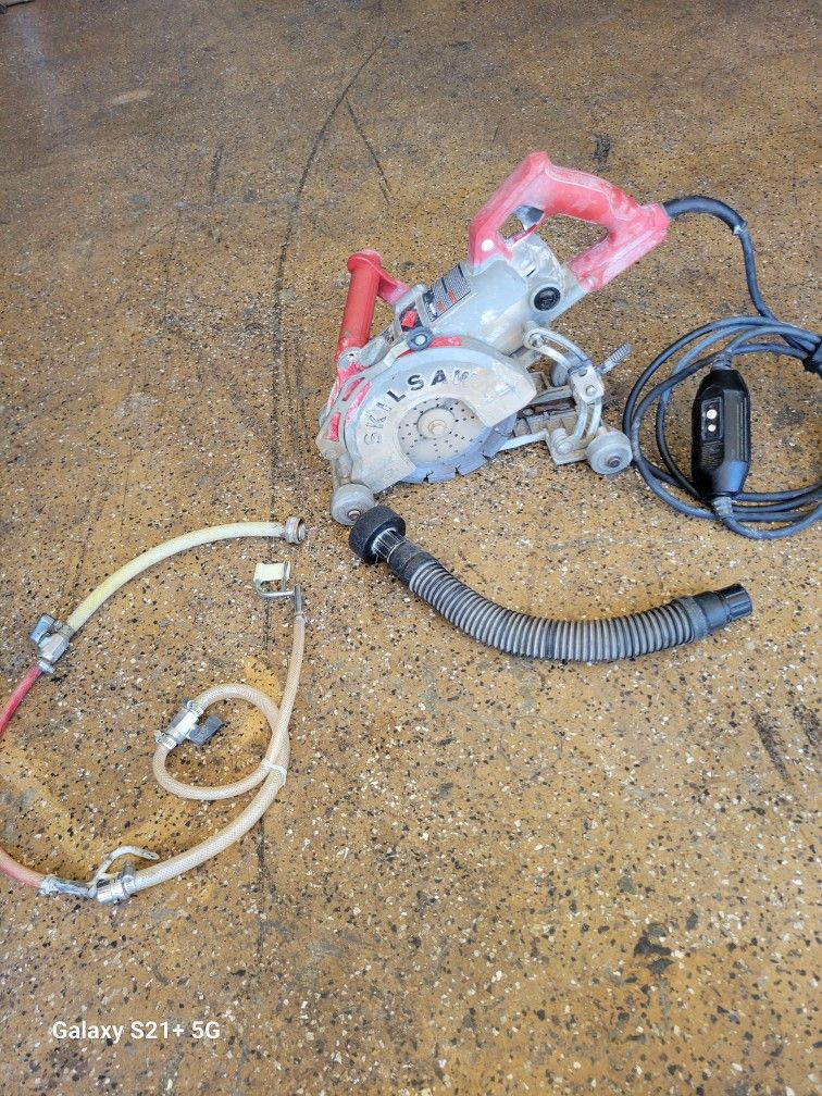 Skilsaw Concrete Saw