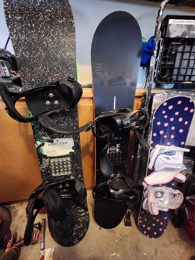 Snowboards/Bindings, Snowboard Boots & Kids New Snowboard Helmet
