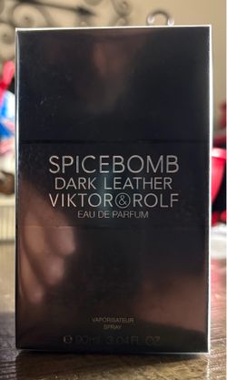 Viktor & Rolf Spicebomb  Dark Leather 3.0 Oz Eau De Parfum