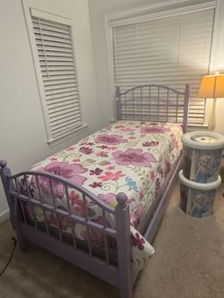 Twin bed, mattress, box spring, 2 Disney frozen storage boxes