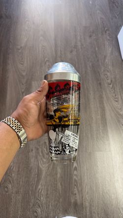 Cocktail shaker