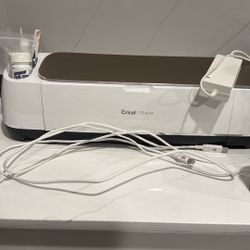 Cricut Maker