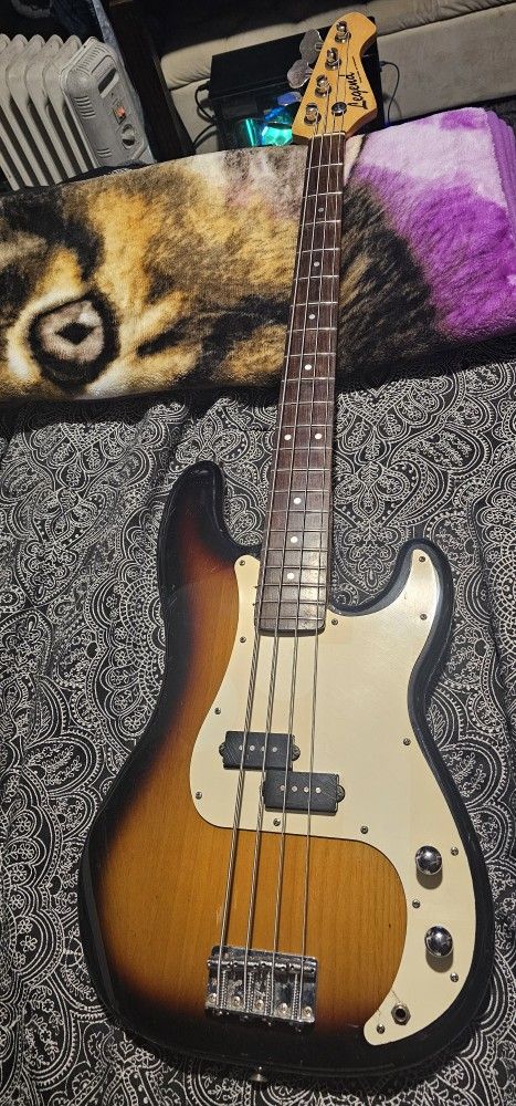 Legend Bass Guitar