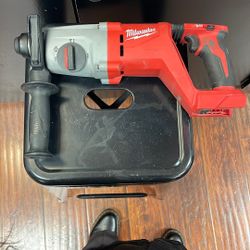 Milwaukee 2613-2 ROT HAMM DRILL