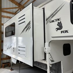 ARTIC FOX CAMPER 