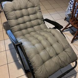 Chaise Lounge Chair 