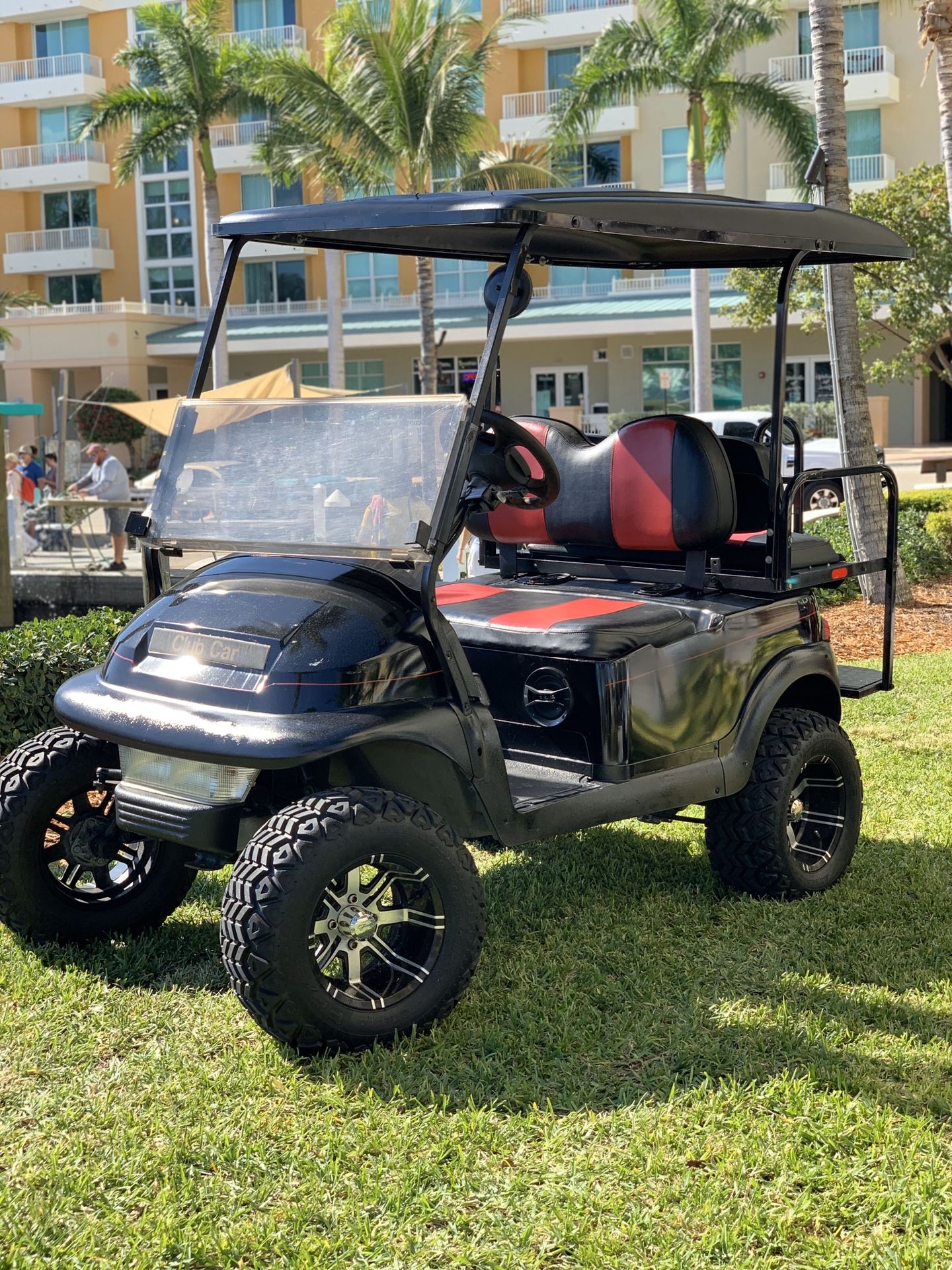 Golf cart