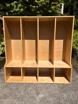 ECR4Kids Streamline 4-Section Toddler Coat Locker with Bench