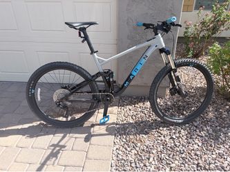 Marin Hawk Hill dual suspension mountain bike