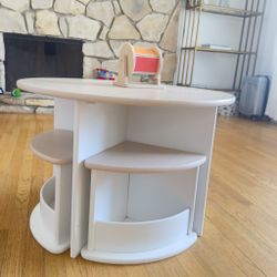Like new | Kids Nesting Play Table & Chair Set