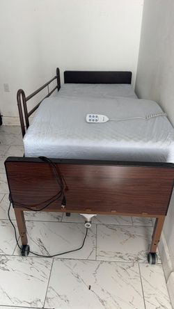 Electric Hospital Home Care Bed with Remote