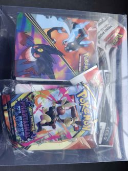 Pokemon cards - Phantasmal Flames mini portfolios