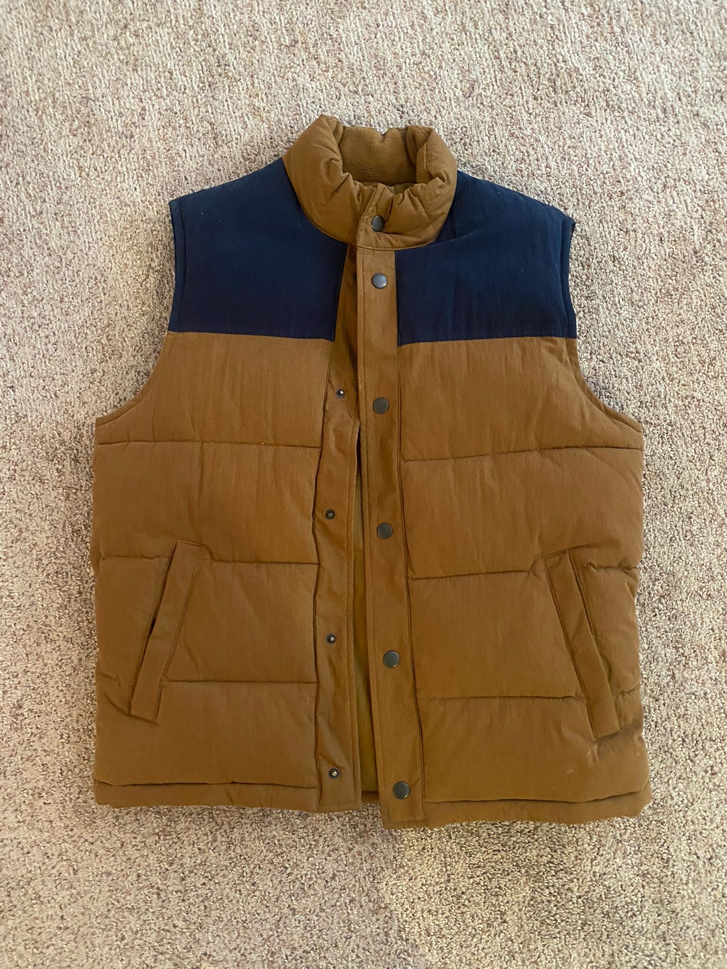 Men’s Vest Size Large
