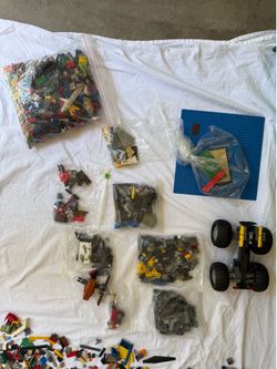 Legos (Huge Lot, Miscellaneous & Assorted)