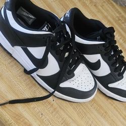 Youth Size Nikes 5Y