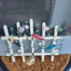 UNIQUE GARDEN FENCE WITH BIRDS AND PLACE FOR POTTED PLANTS GARDEN DECOR