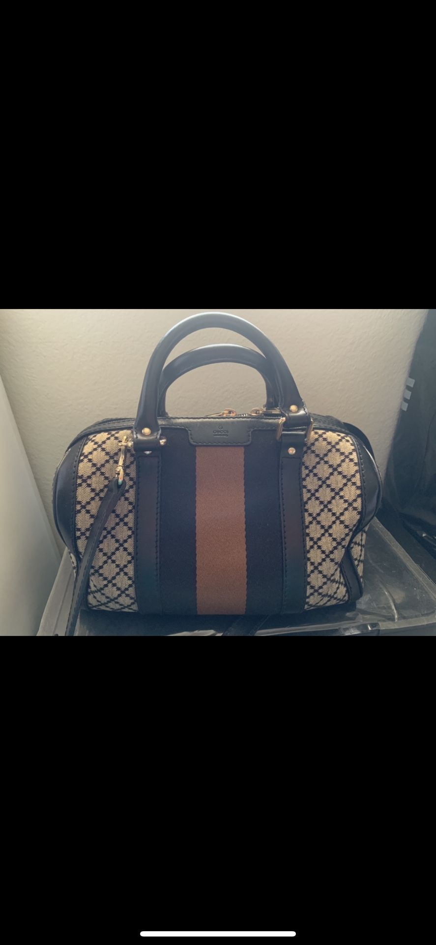 Gucci Diamante Boston Small Bag (authentic)
