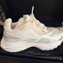 VERSACE Designer Sneakers – Brand New – White/Cream – With Box