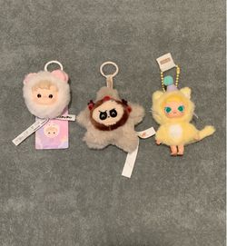 Mixed Toy Bundle Popmart & Miniso