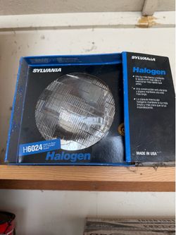 NEW Sylvania H6024 7” Round Halogen Sealed Beam Headlight – Made in USA
