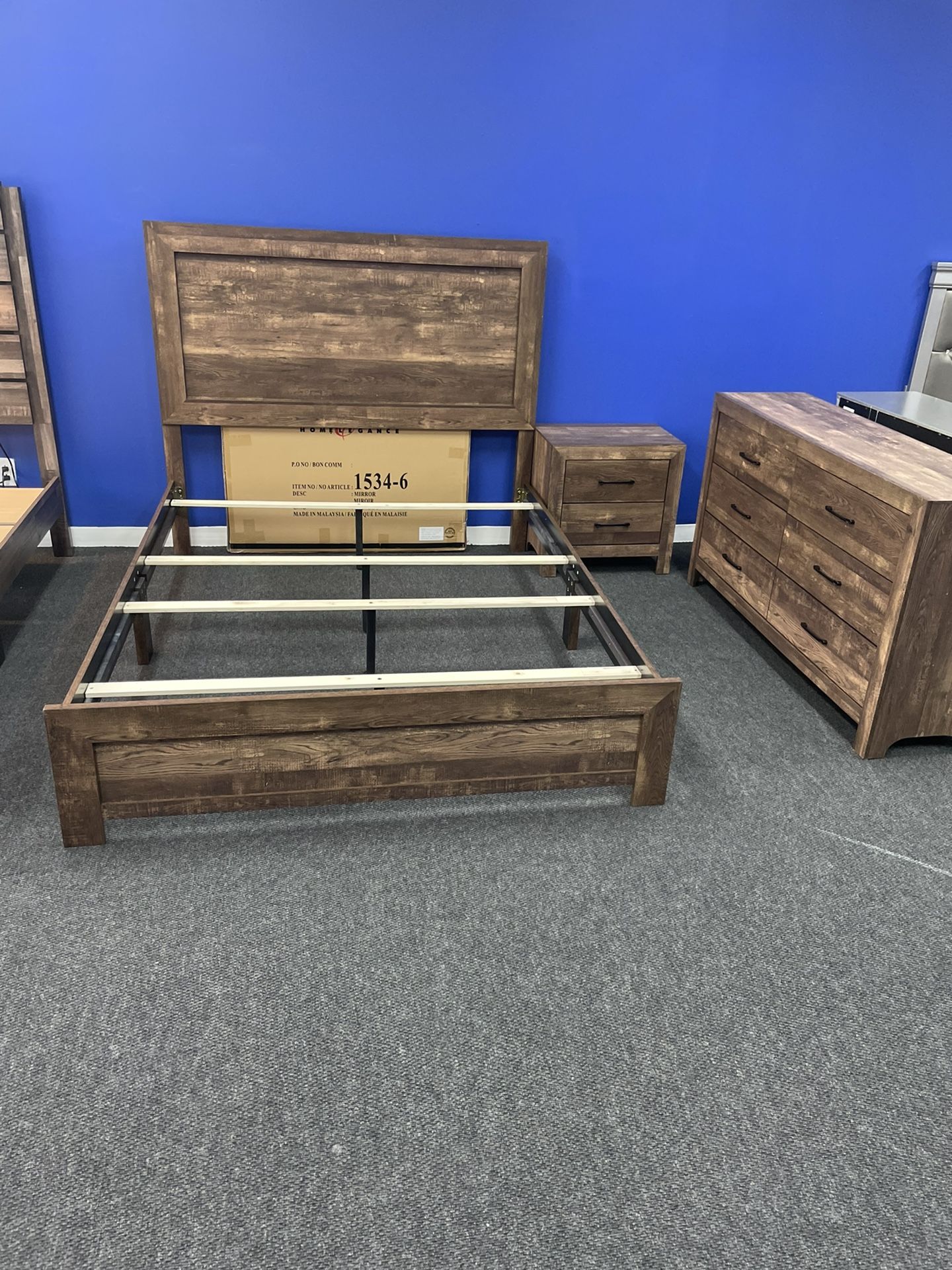 Queen Bedroom Set