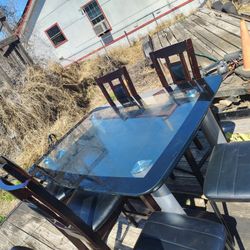 Glass Kitchen Table With Chairs 