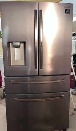 Refigerator