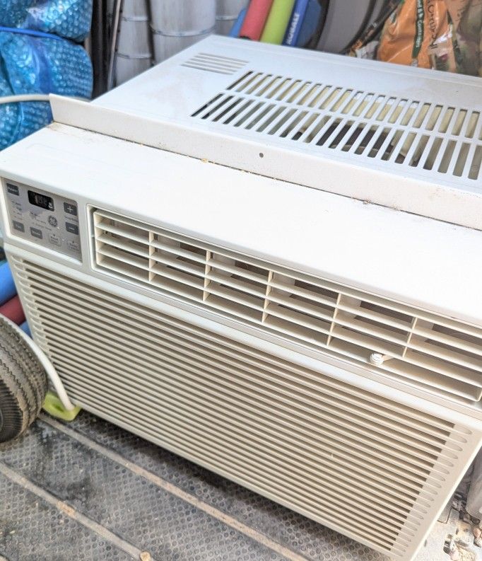GE Air Conditioner For Window