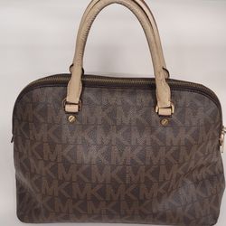 Michael Kors Tote – Chic and Authentic – Must See! Fast Shipping!