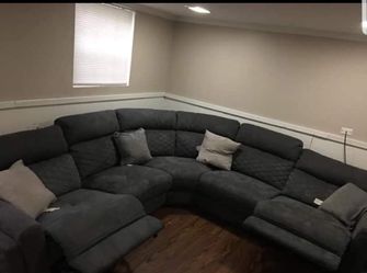 Power Reclining Sectional Couch
