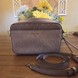 Michael Kors Crossbody 