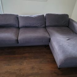 Grey Sectional Sofa ( Cushion Zipper Needs Repair) 
