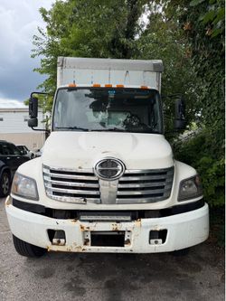 2008 Hino 268