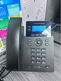 4 Grandstream business phones