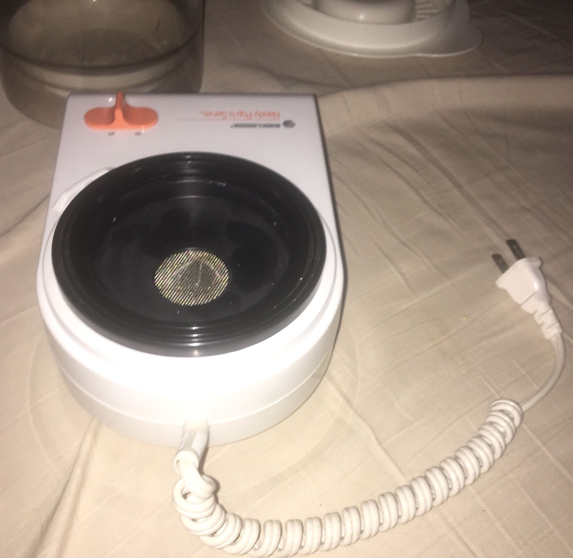 Black & Decker - Handy POP N SERVE - Electric & Hot Air Popcorn Maker! for  Sale in Woodbridge, CT - OfferUp