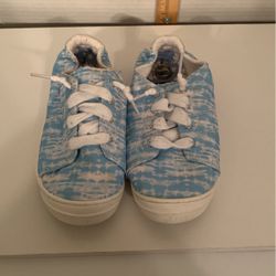 GIRLS SIZE 2 SHOES