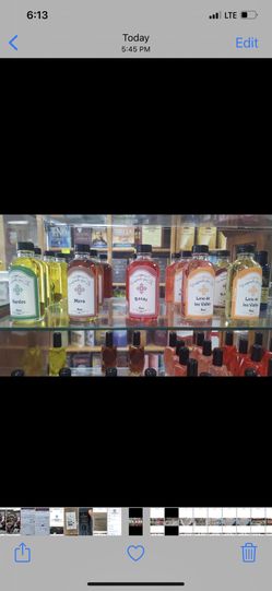 Aceites de Mirrah, Nardos, Rosas, Lirio de los Valles de 4 OZ $30, 2 OZ $20, Y Chicos $7.99