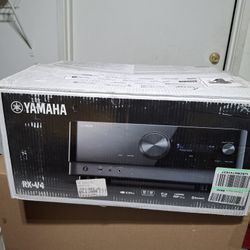 Yamaha Rx-V4 AV receiver 