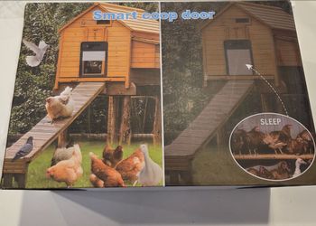 Smart Automatic Security Door for Chickens or cats with 1080P HD Camera & Solar Panel