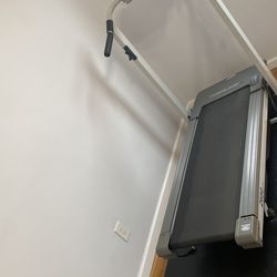 Trimline 2650 Treadmill For FREE for Sale in Queens NY OfferUp
