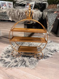 Crown carriage, dessert stand