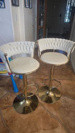 Barstool/counter chair