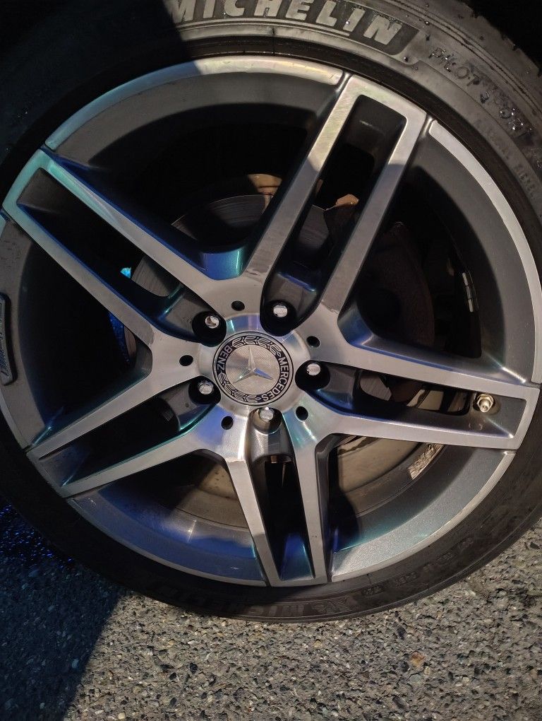 C63 Amg Mercedes 18inch Rims W New Tires