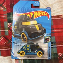 DieCast Hotwheels [Tricera Truck] Treasure Hunt, 2020 