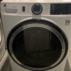 Brand New Samsung Front Load Dryer for Bulky Loads $350 