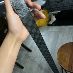 louis vuitton checkered belt