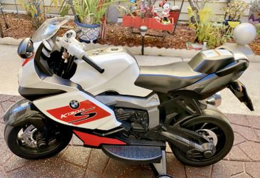 BMW Ride on Motorcycle